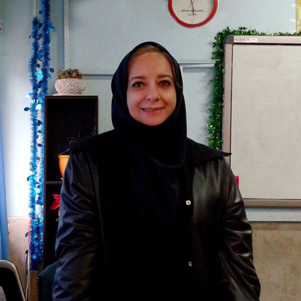فاطمه شکوری